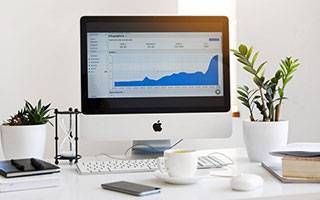 3球狂胜太燃！利物浦零封黑马，多线冲冠能否一黑到底？